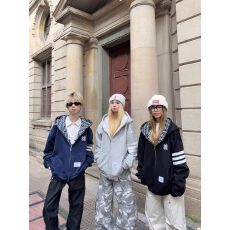 批发 薄款350克 原版好做工 刺绣+原布内贴+白金拉链【纯棉华棉