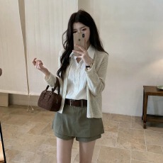 批发早秋<b class='q'>通勤</b>风气质撞色百搭韩系简约假两件上衣