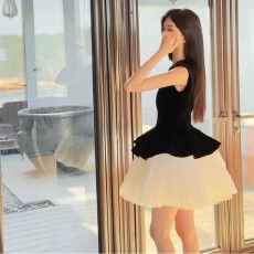 批发甜美芭蕾风裙子丝绒拼接蓬蓬公主裙女夏季收腰显瘦无袖背心连衣裙