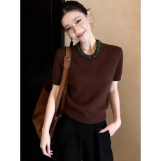 批发简约修身显瘦日常<b class='q'>通勤</b>休闲随性潮流时尚咖色上衣女2026早春T恤衫