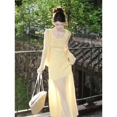 批发夏季套装韩系黄色防晒开衫背心休闲<b class='q'>半身裙</b>子小个子三件套女