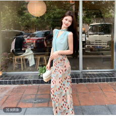 木子李的李怀雨情书薄荷挂脖无袖上衣晕染半身裙温柔气质套装