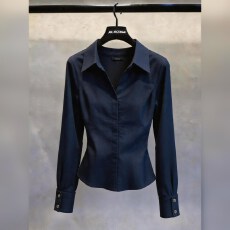 批发简约风藏蓝色长袖衬衫女时髦洋气休闲超好看收腰显瘦百搭通勤上衣