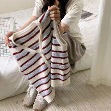 批发档口上新 法式复古条纹针织马甲女V领开衫背心上衣外穿