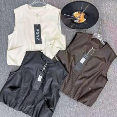 批发档口上新 2026新款女式PU皮马甲无袖坎肩外套百搭显瘦上衣