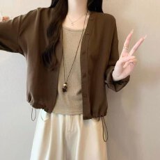 批发档口上新 2026新款女款宽松短款外套夹克上衣