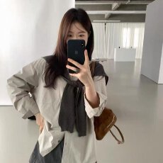 批发档口上新 2026新款女款美式复古宽松衬衫上衣长袖百搭设计感