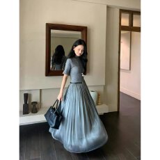 批发档口上新 2026年秋季新款女士半高领短袖针织拼接<b class='q'>连衣裙</b>百褶长裙