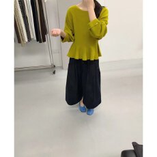 批发档口上新 2026年秋季新款女装宽松圆领长袖针织衫<b class='q'>荷叶边</b>套头<b class='q'>毛衣</b>