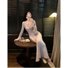 批发档口上新 2026年春季新款女装V领<b class='q'>长袖</b>蕾丝拼接针织<b class='q'>连衣裙</b>修身显瘦
