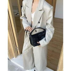 批发档口上新 2026年女装宽松廓形垫肩双排扣<b class='q'>长款</b><b class='q'>西装外套</b>大翻领