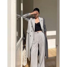 批发档口上新 2026年春秋新款女装宽松<b class='q'>长款</b><b class='q'>西装外套</b>竖条纹双排扣通勤