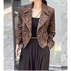 批发档口上新 2026年秋季新款女士豹纹拼皮短款机车<b class='q'>夹克</b>翻领拉链外套