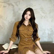 批发档口上新 2026夏季新款女翻领长袖衬衫<b class='q'>连衣裙</b>收腰流苏短裙工装风