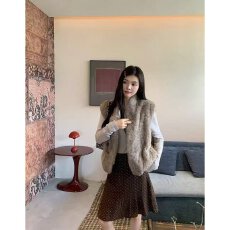 批发档口上新 2026冬季新款女士兔毛<b class='q'>马甲</b>宽松中<b class='q'>长款</b>保暖背心坎肩外套