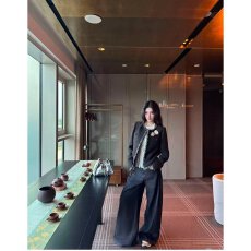 批发档口上新2026年秋季新款<b class='q'>女</b>装小香风粗花呢短外套毛边箱型<b class='q'>夹克</b>百搭