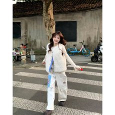 批发档口上新2026年秋季新款女装宽松中<b class='q'>长款</b>毛绒<b class='q'>马甲</b>无袖开襟保暖外搭