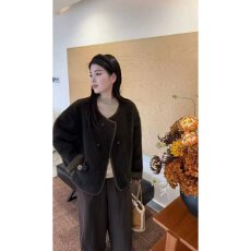 批发档口上新 2026秋<b class='q'>冬</b>新款女装V领宽松针织开衫双排扣撞色毛衣外套