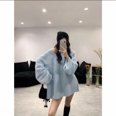 批发档口上新 2026年秋季新款女装宽松落肩V领毛绒针织衫套头毛衣