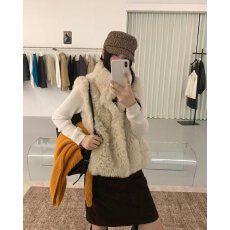 批发档口上新2026年秋<b class='q'>冬</b>新款女士仿皮草毛绒马甲宽松保暖无袖背心外搭