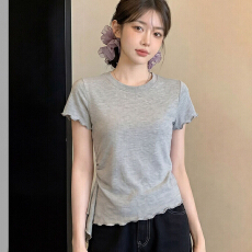 批发40支纯棉韩系设计感<b class='q'>不规则</b>木耳边飘带短袖t恤女夏季