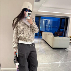 批发薄款/加绒纯棉华棉复合美式新款百搭设计长袖卫衣女外套