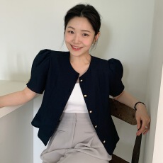 批发韩国chic复古温柔简约别致单排扣荷叶边收腰泡泡袖衬衫上衣