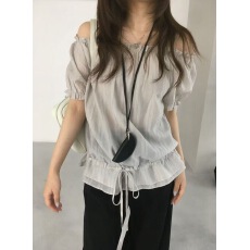 批发已出货 chic收腰显瘦露肩短袖<b class='q'>小衫</b>