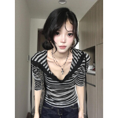 批发韩系气质条纹连帽帽衫长袖<b class='q'>t</b><b class='q'>恤</b>女早秋季修身设计显瘦复古百搭上衣