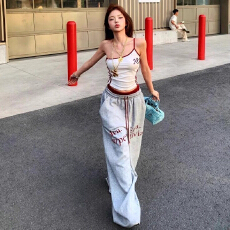 批发2026超火辣妹风休闲<b class='q'>运动</b>套装女<b class='q'>夏季</b>美式时尚修身上衣阔腿裤两件套