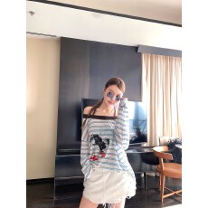 批发【官图蛀虫布】韩版复古纯欲风长袖<b class='q'>T</b><b class='q'>恤</b>女设计感小众小狗印花上衣