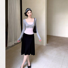 批发【官图莫代尔】美式辣妹纯色长袖T恤女气质<b class='q'>百搭</b>别致内搭上衣ins潮