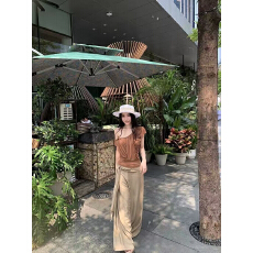 批发<b class='q'>不规则</b>褶皱斜肩短袖T恤女夏季镂空露腰设计感小众修身辣妹风上衣