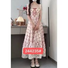 批发法式甜美方口领<b class='q'>蕾丝</b>拼接超仙碎花<b class='q'>连衣裙</b>女学生收腰显瘦a字裙