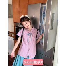 批发夏日新款学院风日系甜美粉色条纹系带衬衫搭配绿色百褶裙女<b class='q'>两件</b>套