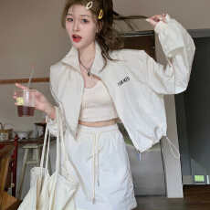 批发美式复古<b class='q'>运动</b>休闲立领冲锋衣防晒衣服外套女夏季2026新薄款短上衣