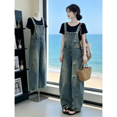 批发夏季复古破洞牛仔背带阔腿裤显瘦遮肉宽松减龄通勤休闲百搭<b class='q'>连体裤</b>