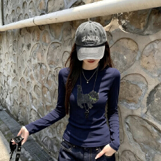 批发韩系深紫色正肩圆领长袖T恤女秋季修身内搭<b class='q'>打底衫</b>纯棉舒适小上衣