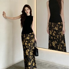 批发独特漂亮碎花半身裙女2026夏季高腰垂感超火减龄a字包臀长裙