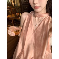 批发度假风挂脖<b class='q'>露背</b><b class='q'>连衣裙</b>女2026夏季新款宽松显瘦无袖飘逸长裙