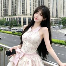 批发甜美温柔风无袖碎花<b class='q'>连衣裙</b>女夏季收腰显瘦粉色蝴蝶结公主蓬蓬裙
