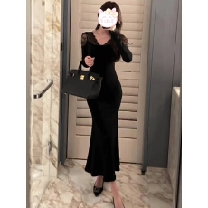 批发法式复古蕾丝拼接长袖针织连衣裙女秋<b class='q'>冬</b>新款法式气质内搭显瘦长裙