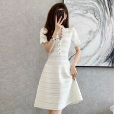 批发V领收腰显瘦短袖针织冰丝<b class='q'>连衣裙</b>