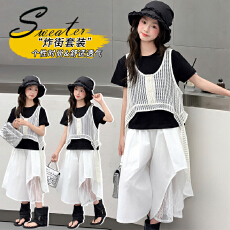 批发<b class='q'>女</b><b class='q'>童</b>夏季三件套 洋气镂空<b class='q'>马甲</b>+短袖T恤+白色阔腿裤 中大童夏装