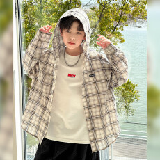 批发<b class='q'>男童</b><b class='q'>格子衬衫</b>连帽外套中大童防晒衣