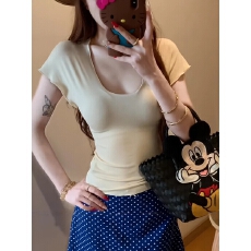 批发实拍实价 夏季韩版通勤小飞袖U领辣妹<b class='q'>修身</b>显瘦弧形下摆短袖T恤女