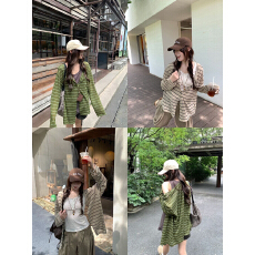 批发慵懒风撞色<b class='q'>条纹</b>拼接开衫上衣女夏季新款休闲舒适防晒薄款针织外套