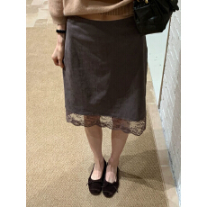 批发秋冬新款韩版高腰<b class='q'>蕾丝</b>拼接麂皮绒半身裙女后开叉显瘦A字中裙