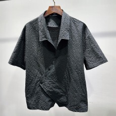 批发夏季新款不规则斜门襟短袖<b class='q'>衬衫</b><b class='q'>男</b>潮流宽松百搭<b class='q'>休闲</b>西装半袖<b class='q'>衬衣</b><b class='q'>男</b>