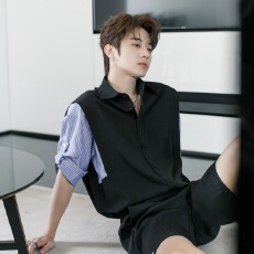 批发设计感<b class='q'>衬衫</b>领短袖<b class='q'>衬衫</b><b class='q'>男</b>款夏季薄款冰丝<b class='q'>衬衣</b>潮牌<b class='q'>休闲</b>痞帅<b class='q'>男</b>装寸衫